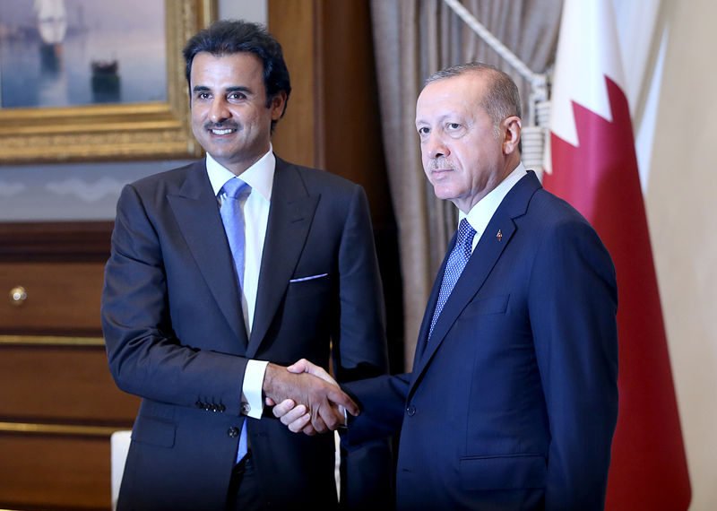 Обещаните от Катар 15 млрд. долара купуват време, но не решават проблемите на Турция