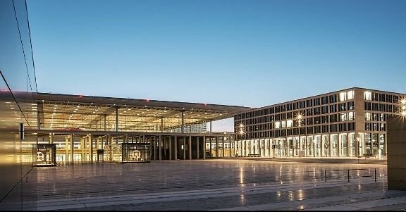 Новото берлинско летище заработи като паркинг