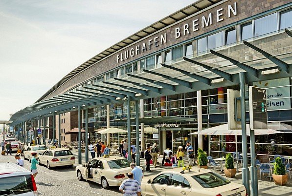 Летището в Бремен бе временно затворено заради пробив в сигурността