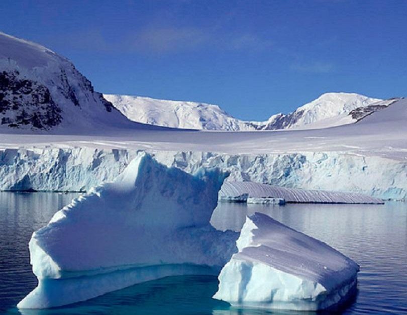Ледник в Швеция се топи вследствие на горещините в Арктика