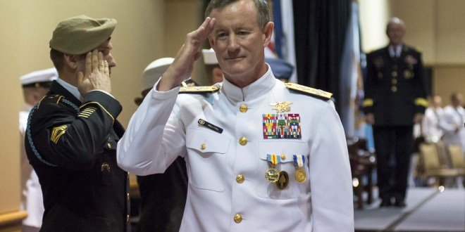 Американският адмирал в оставка Уилям Макрейвън