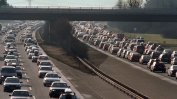 Северна Италия се готви за усложнена пътна обстановка заради затварения път край Генуа