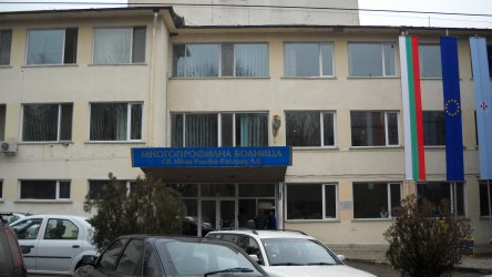 Двама души с опасност за живота сред катастрофата край Разград