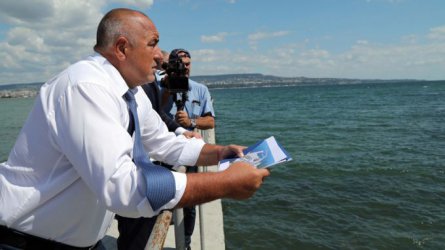 Борисов за мазутния разлив: Криза няма, но действаме в условията на криза