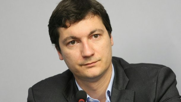БСП ще избягва взаимодействие с ДПС: внася вот на недоверие сама