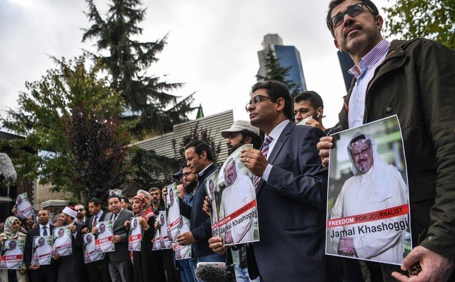 Протест пред консулството на Саудитска Арабия в Истанбул с искане за свобода за Джамал Кашоги