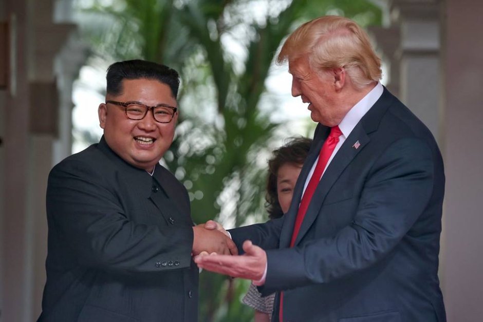 Ким и Тръмп по време на срещата им в Сингапур през юни