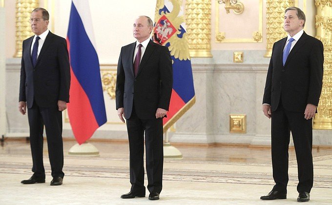 Путин връчи в Кремъл акредитивните писма на 23-ма посланика