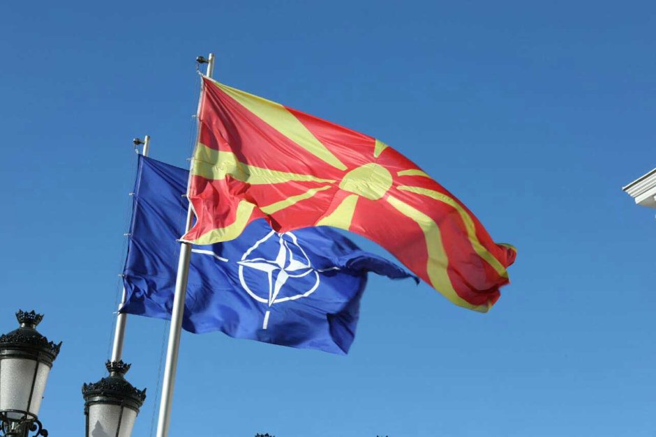 НАТО готова да приеме Македония още през 2019 г. при смяна на името