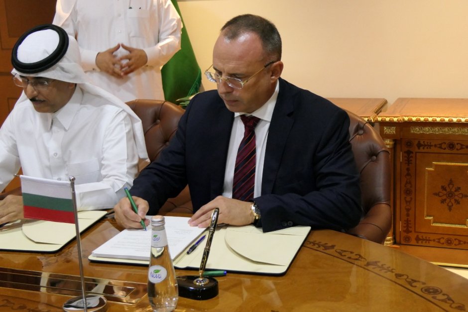 Порожанов и Халед ал Абуди подписаха споразумение за съвместна компания за инвестиции