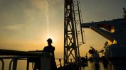 Кувейт и Саудитска Арабия преговарят за възобновяване на петролния добив в неутралната зона
