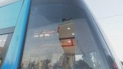 Два трамвая в София са със счупени стъкла след стрелба с въздушна пушка