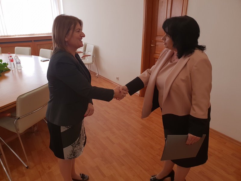 Снежана Радович бе приета от министър Петкова ден след одобрената процедура за "Белене", сн. МЕ