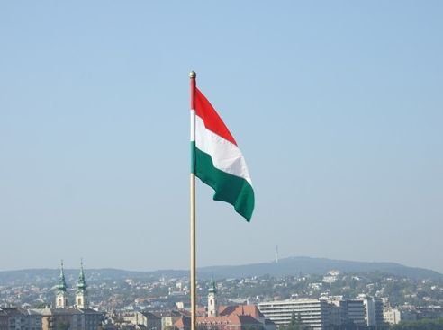 Унгария отказа да екстрадира в САЩ двама предполагаеми руски оръжейни търговци