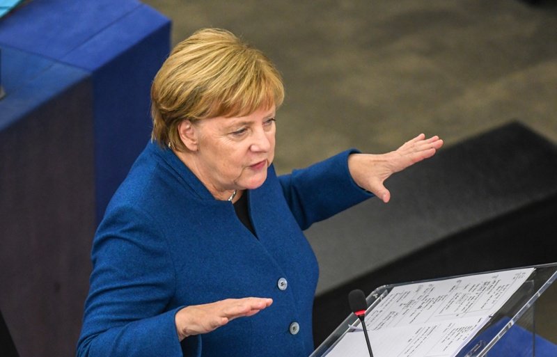 Ангела Меркел говори пред ЕП във вторник, сн. БГНЕС