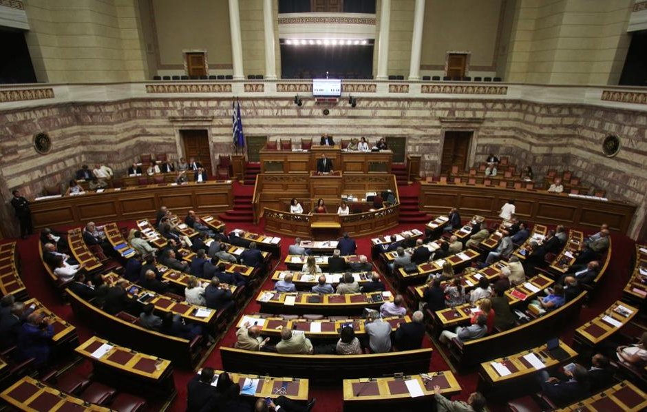 Парламентът на Гърция започва дебати за реформа на Конституцията