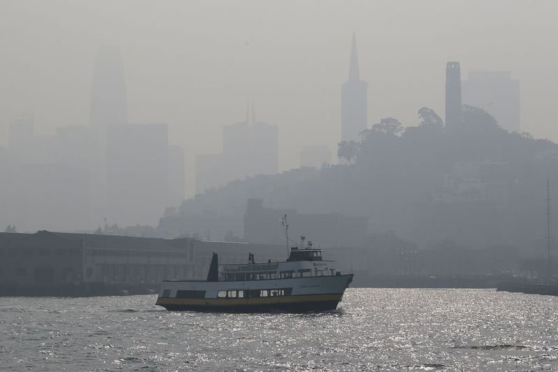 Сан Франциско се задушава в дим от пожара в Калифорния
