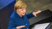 Ангела Меркел отправи апел за сдържаност към Киев