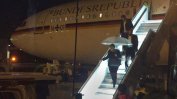Властите разследват "криминална" причина за аварията на самолета на Меркел