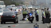 Пет деца убити и 18 ранени, след като автомобил се вряза в група ученици в Китай