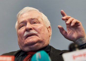 Лех Валенса, сн. ЕПА/БГНЕС
