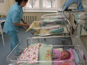 Ражданията със секцио в някои болници достигат до 90%