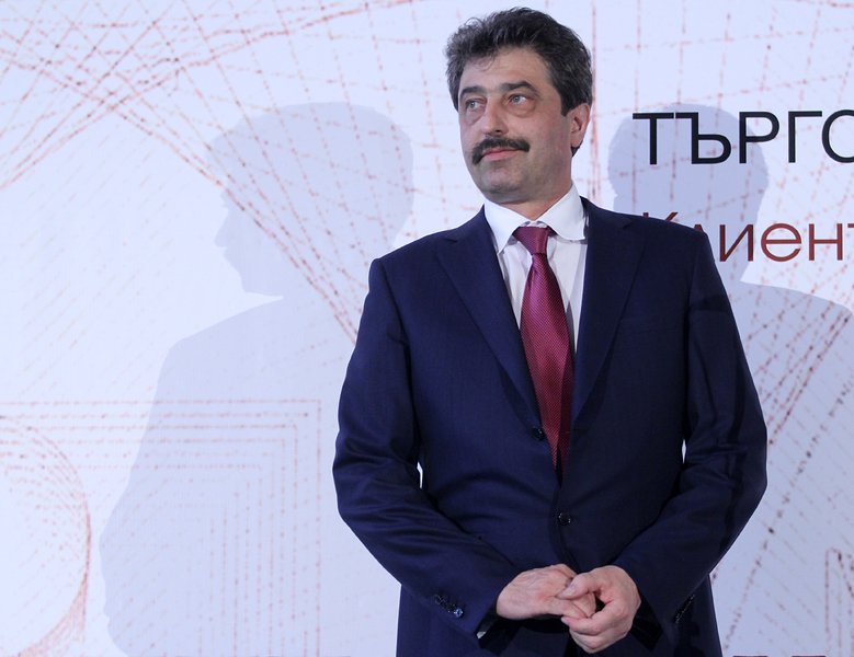 Офшорка на Цветан Василев е осъдена да върне 125 млн. на КТБ, с тях купил БТК
