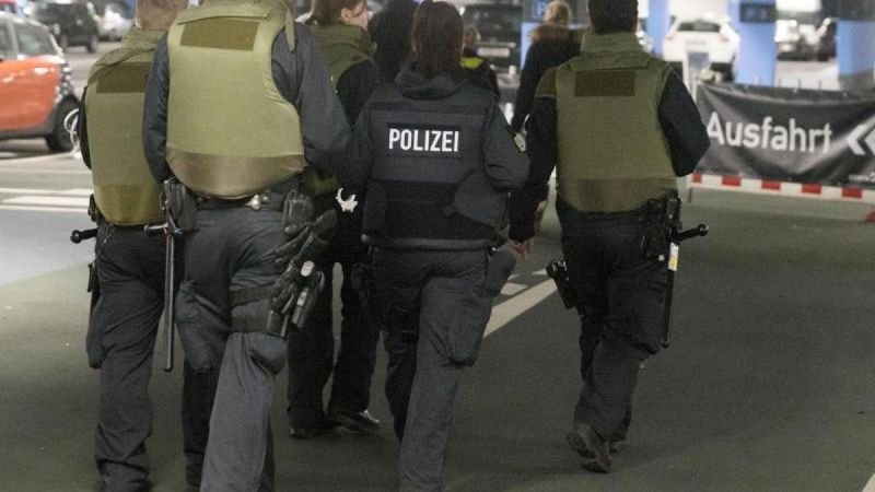 Германски министър отхвърли твърденията, че в полицията има дясна мрежа