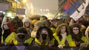 Хиляди излязоха на протест в Сърбия срещу Вучич