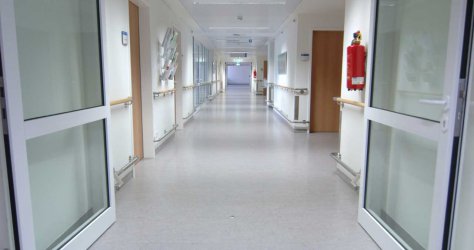 Немският здравен министър зове за мерки срещу "изтичането" на лекари