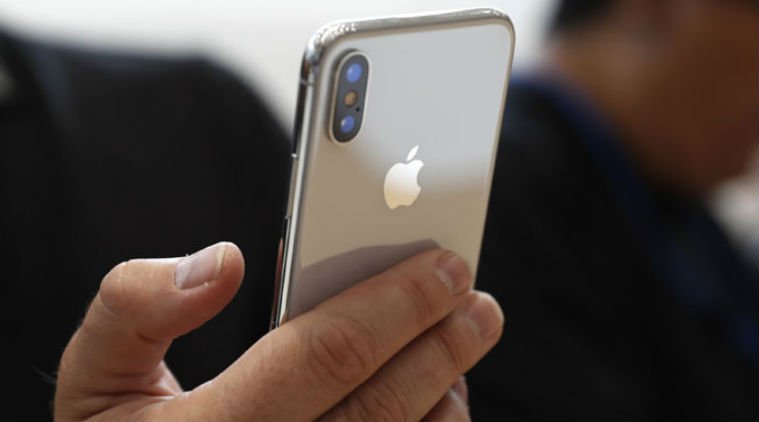 Apple свива производството на айфони с 10% през първото тримесечие