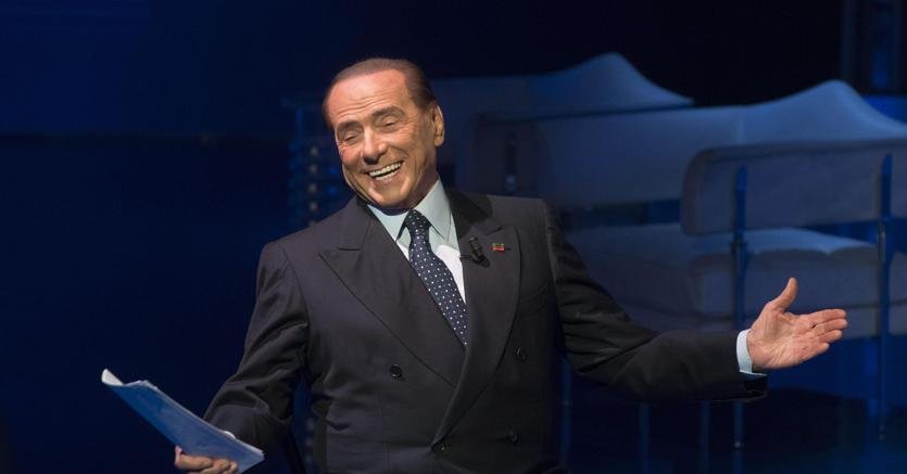 Берлускони ще се кандидатира за евродепутат