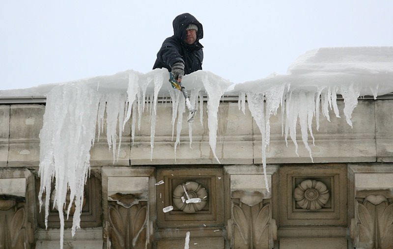 Януари идва със студ: най-ниските температури ще са до минус 20 градуса