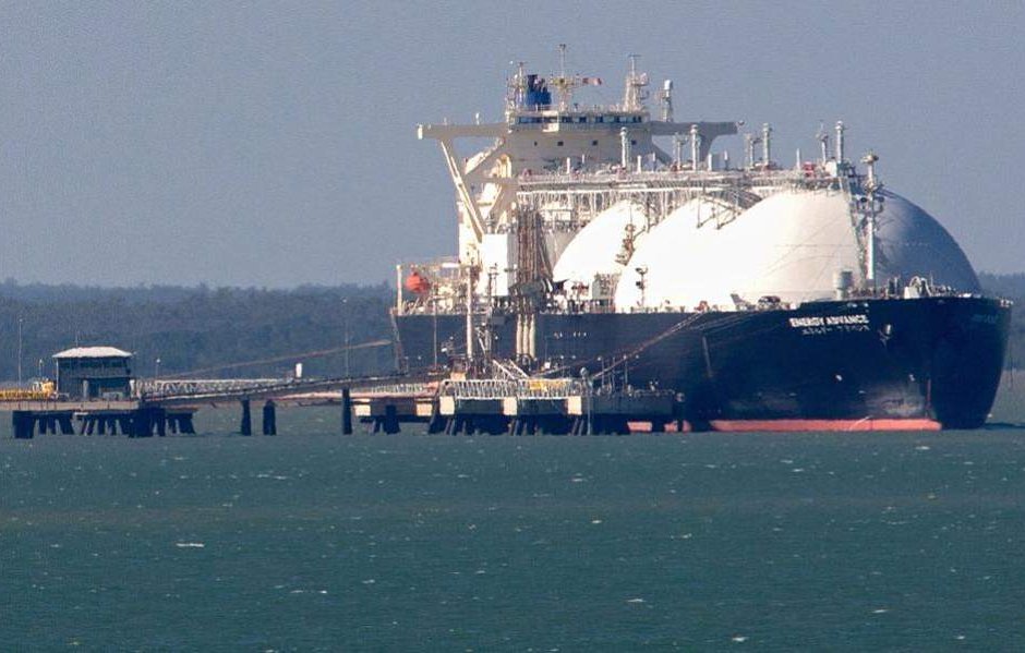 20 фирми са заявили два пъти капацитета на LNG терминала край Александруполис