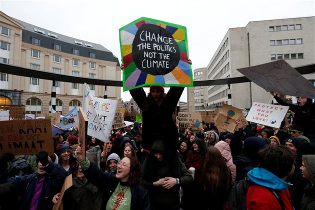 Белгийски ученици протестират в защита на природата