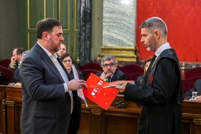 Испанската прокуратура отхвърли политически мотиви срещу каталунските сепаратисти