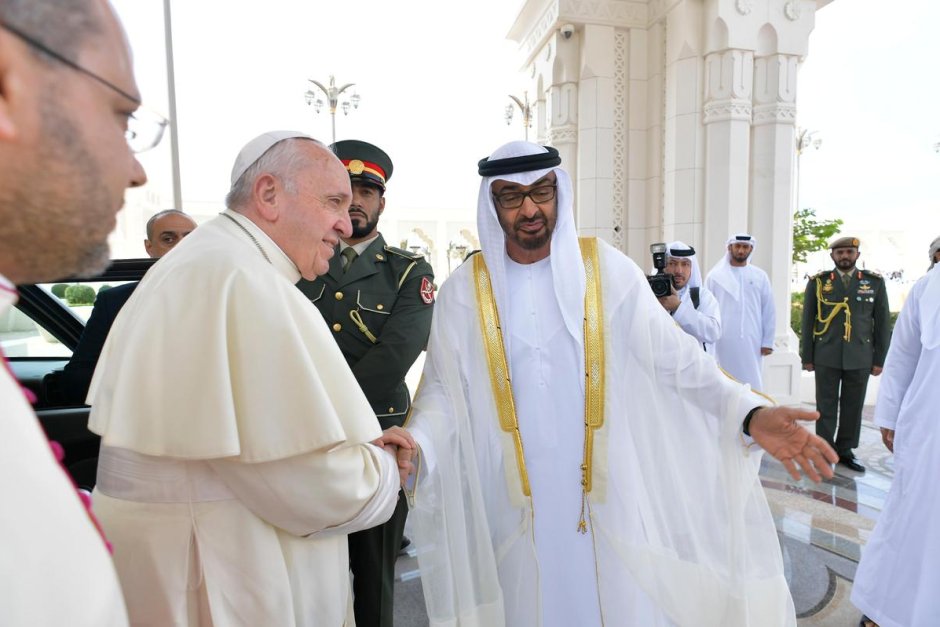 Историческо посещение на папата на Арабския полуостров
