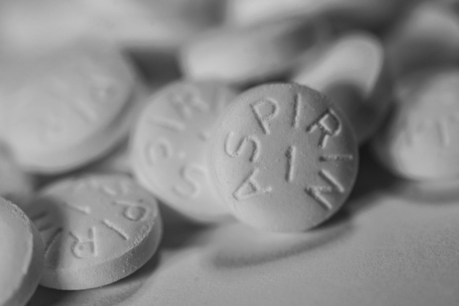 Аспиринът не се препоръчва за здрави хора, а рискът може да надвиши ползите при сърдечно болните