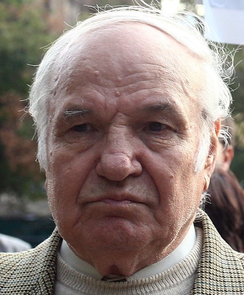 Близки се простиха с Тодор Кавалджиев, вицепрезидент на България 1997 – 2002