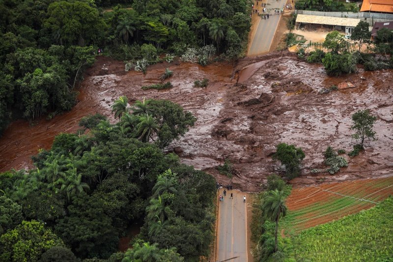 Петима инженери арестувани след трагедията с хвостохранилище в Бразилия