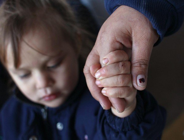 Българите остават предубедени към децата от социални домове