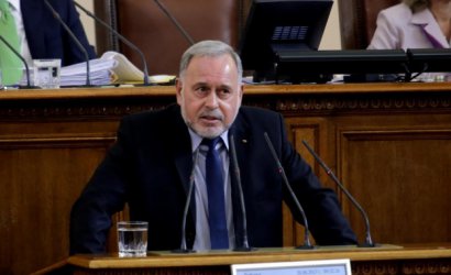 Славчо Велков напусна парламента заради влошено здраве