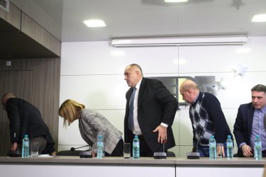 Борисов нареди връщане на преференциите и нова ЦИК