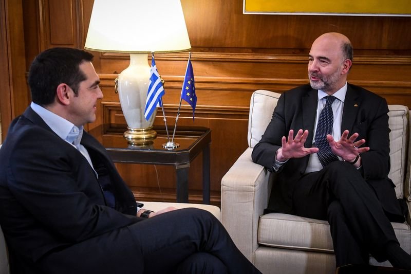 Алексис Ципрас и Пиер Московиси по време на днешния им разговор в Атина