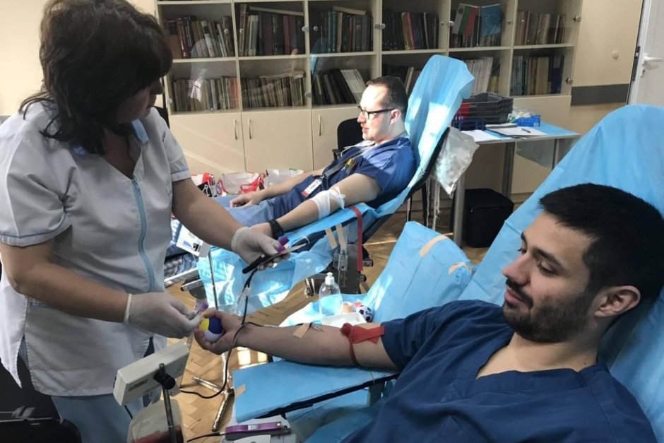 Кръводарителска акция започна в "Пирогов"
