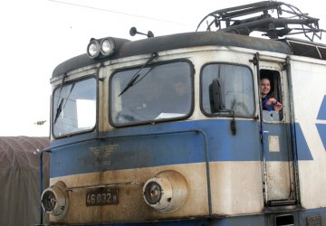 Машинистите в БДЖ с по-високи заплати от април