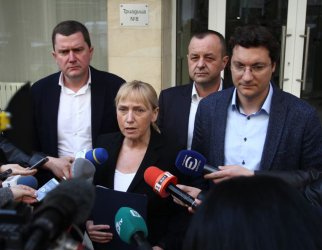 Елена Йончева сезира енергийното министерство за нарушенията при въгледобива, сн. БСП