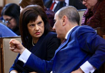 Даниела Дариткова и Цветан Цветанов. Сн.: БГНЕС