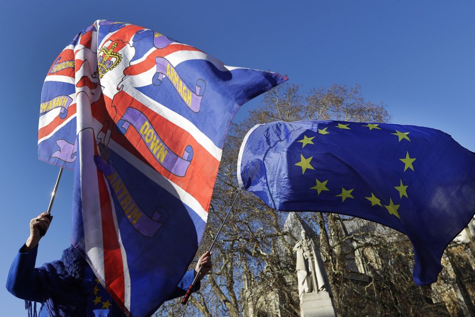 Петиция за оставане на Великобритания в ЕС събра за часове милион подписи