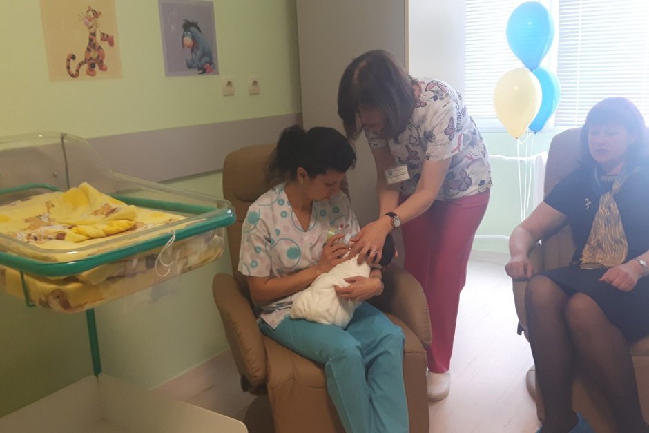 Болницата в Бургас вече има семейна стая за недоносени деца